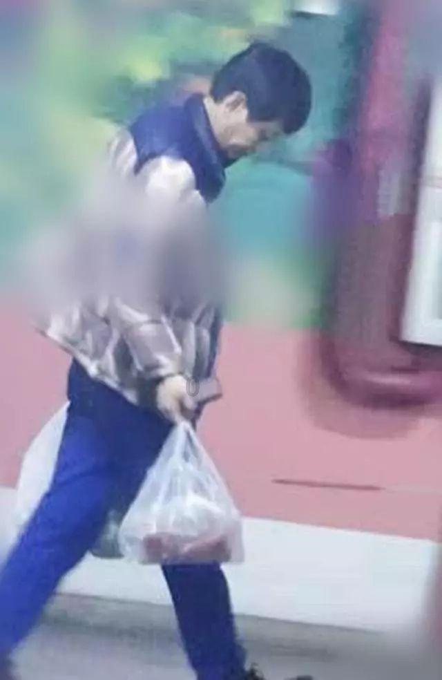 贝儿公主的晚礼服