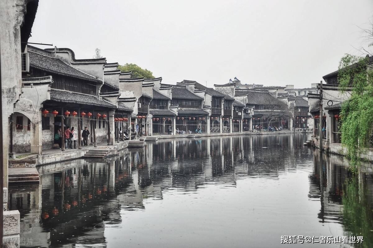 内蒙古自治区总工会党组理论学习中心组举行2024年第1次集中学习研讨会议