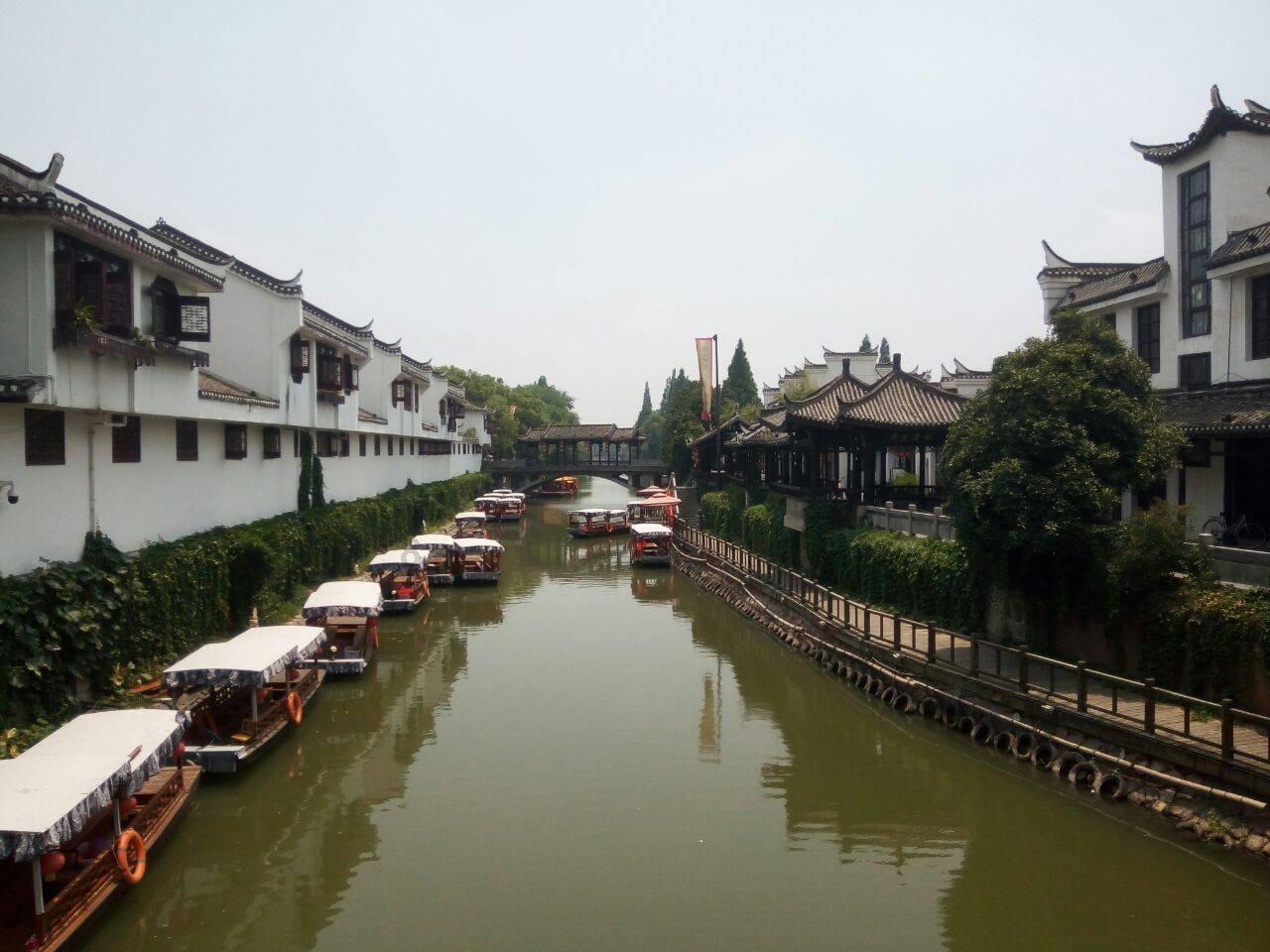 皮肤有点小粗糙..怎么办呢游戏画面